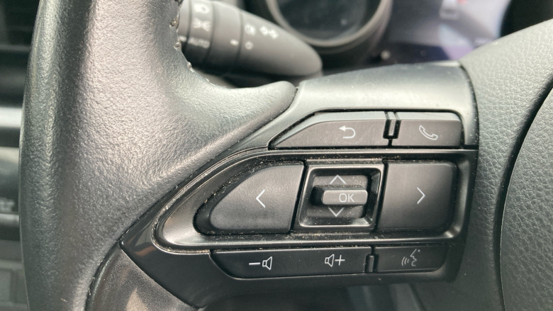 Toyota Yaris Cross 1.5 Hybrid Icon 5dr CVT Hybrid Estate